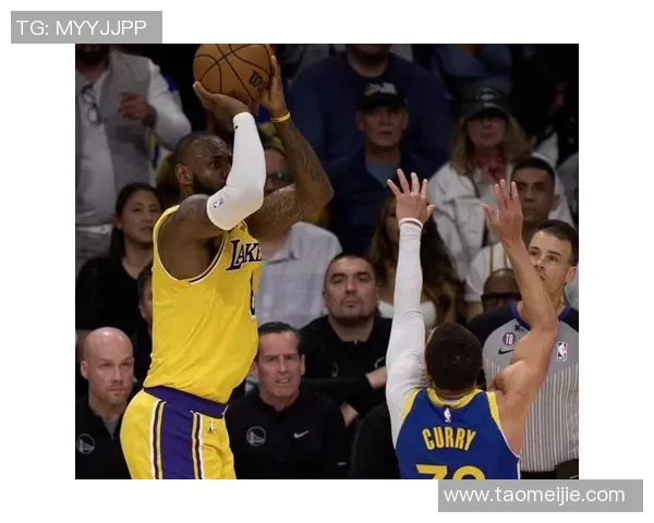 热火与湖人激战回顾10月12日精彩比赛录像全解析