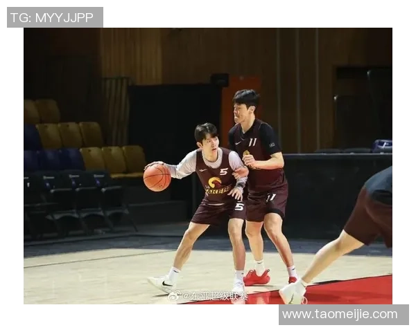 昌原LG猎隼迎战蔚山现代太阳神全力争胜的精彩对决即将上演