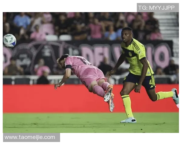 梅西双响+生计891球！迈阿密世界3-1纳什维尔，与C罗只差58球